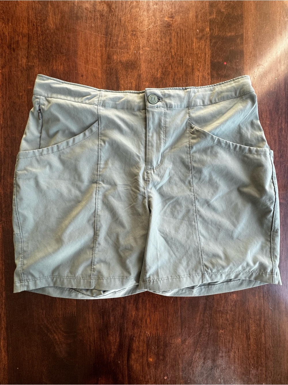 Patagonia Women's High Spy Shorts. Excellent condition, women’s size 10